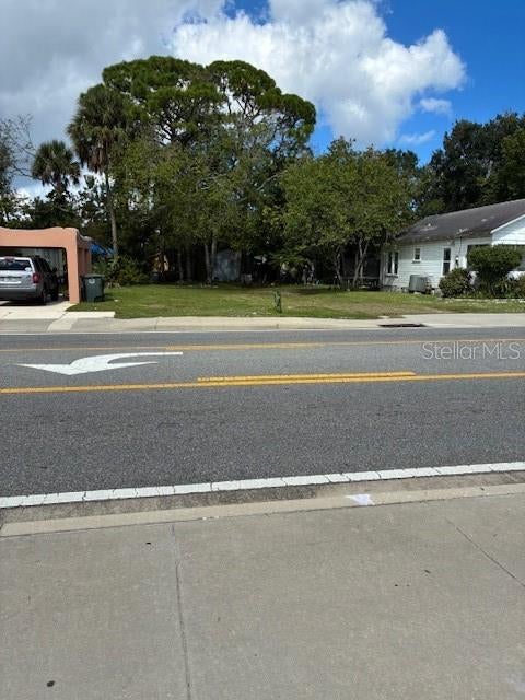 Photo of 638 Orange Avenue, Daytona Beach, FL 32114 (MLS # O6448711)