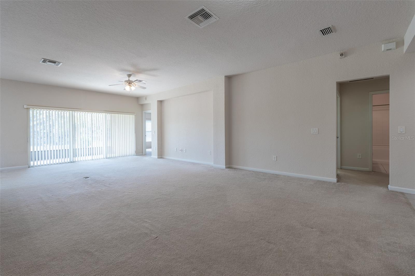 RED HAWK - Residential Lease