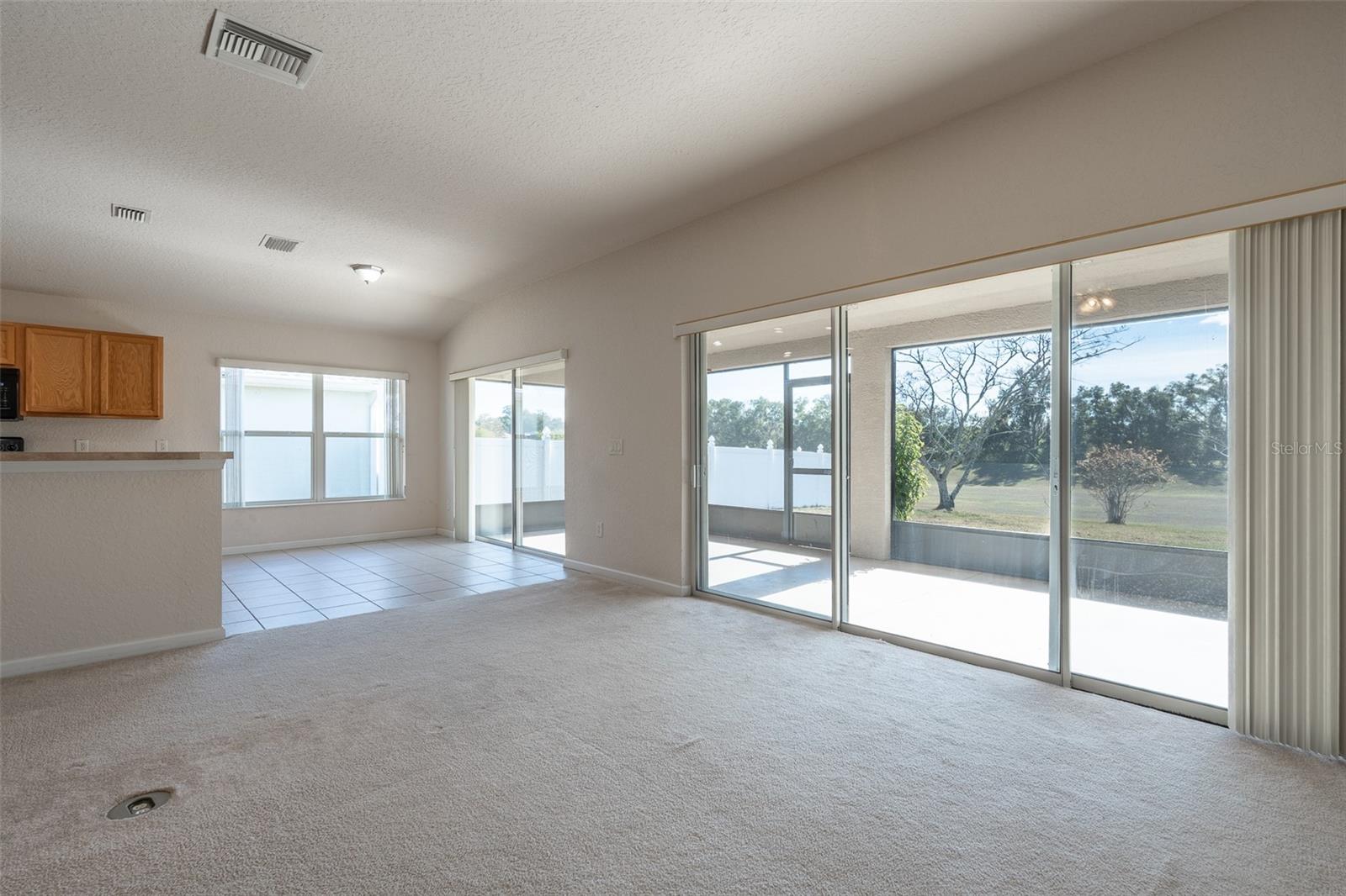 RED HAWK - Residential Lease