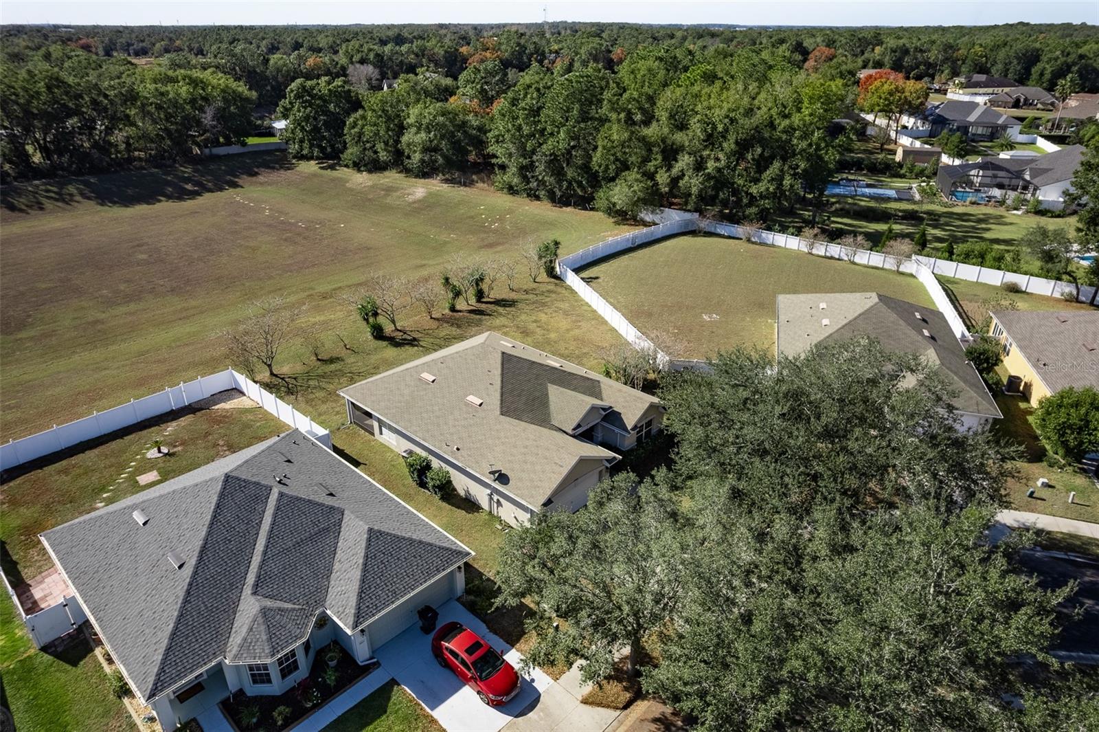 RED HAWK - Residential Lease