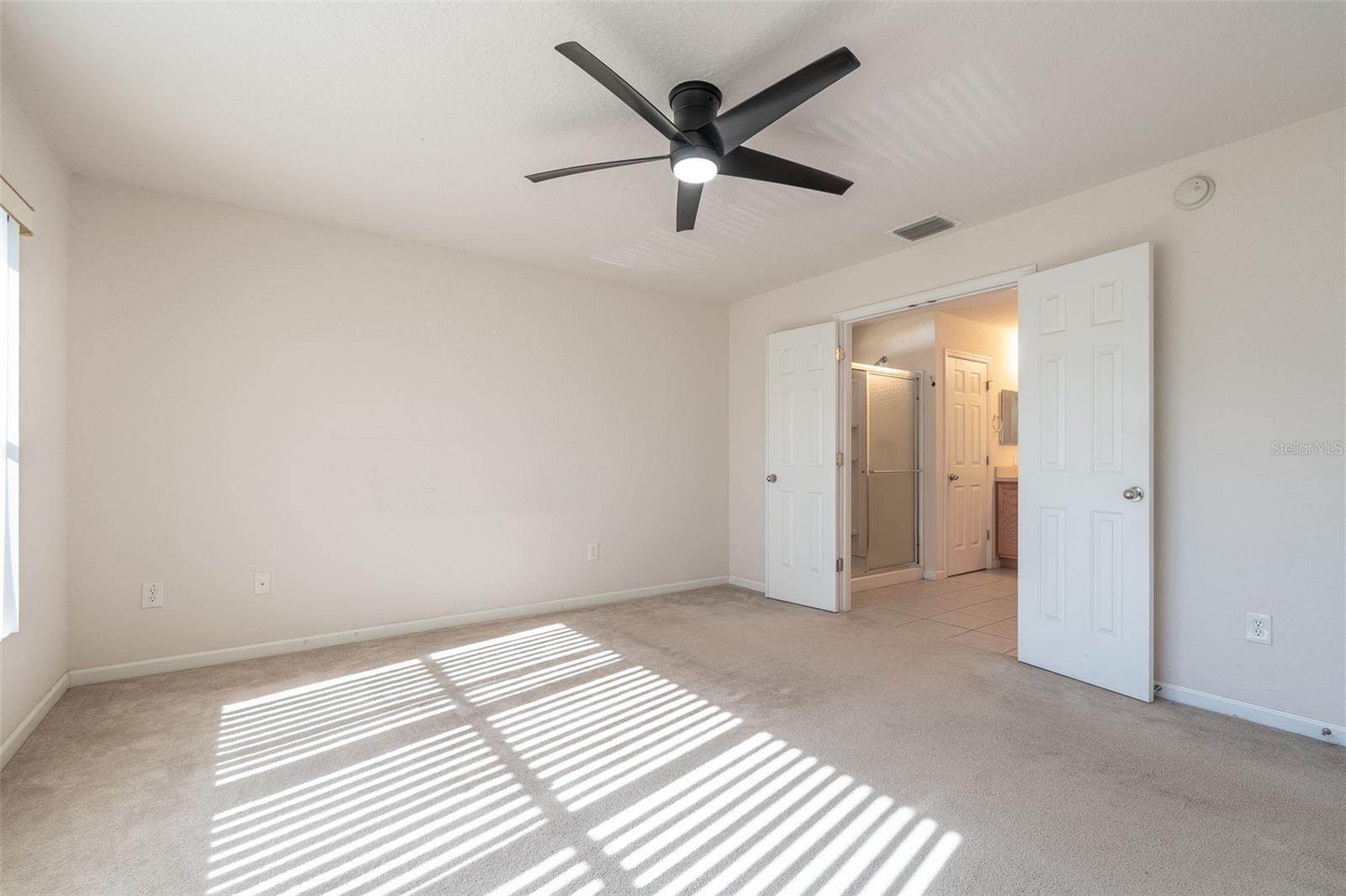 RED HAWK - Residential Lease