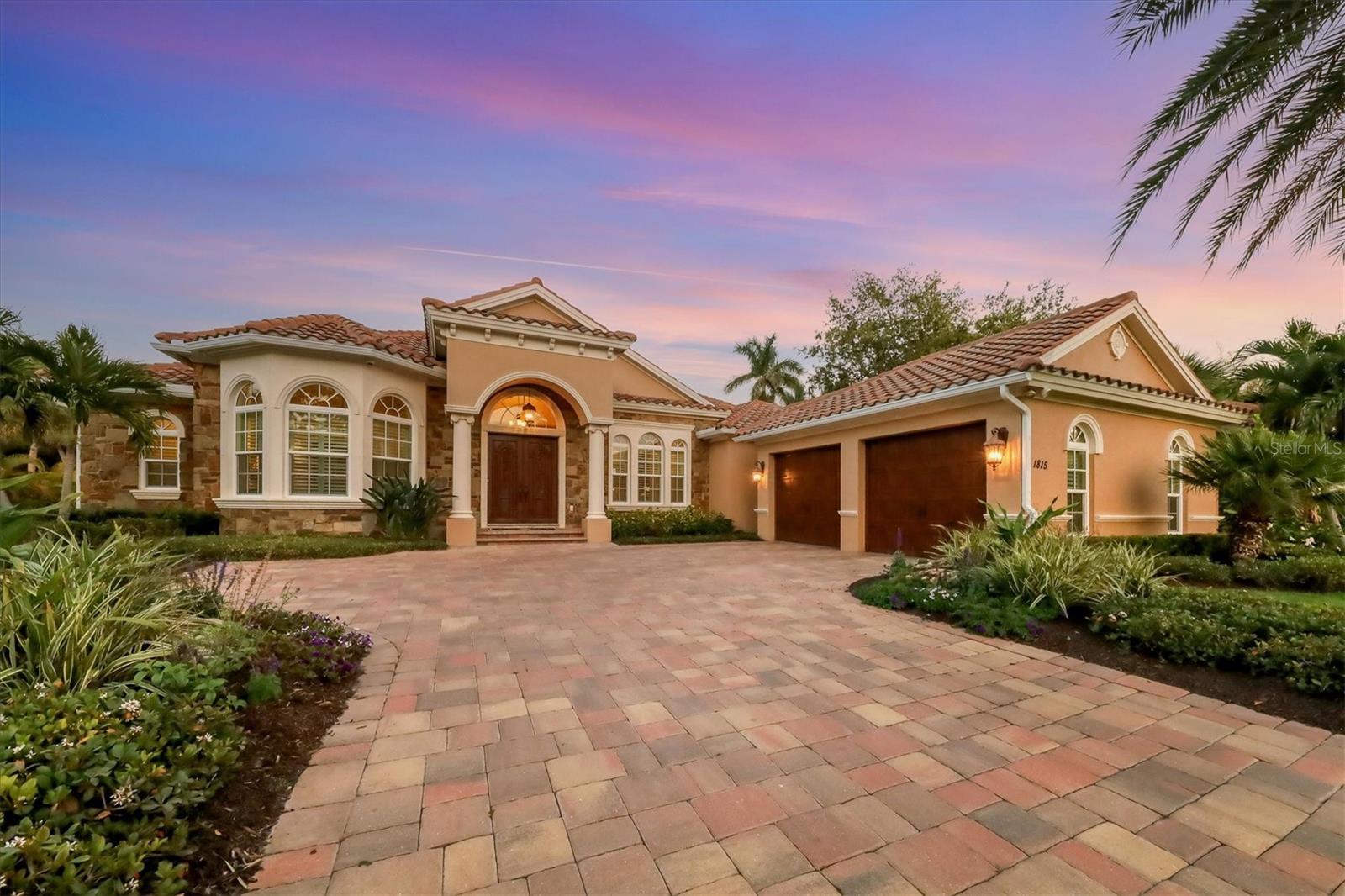 OYSTER BAY ESTATES - Residential