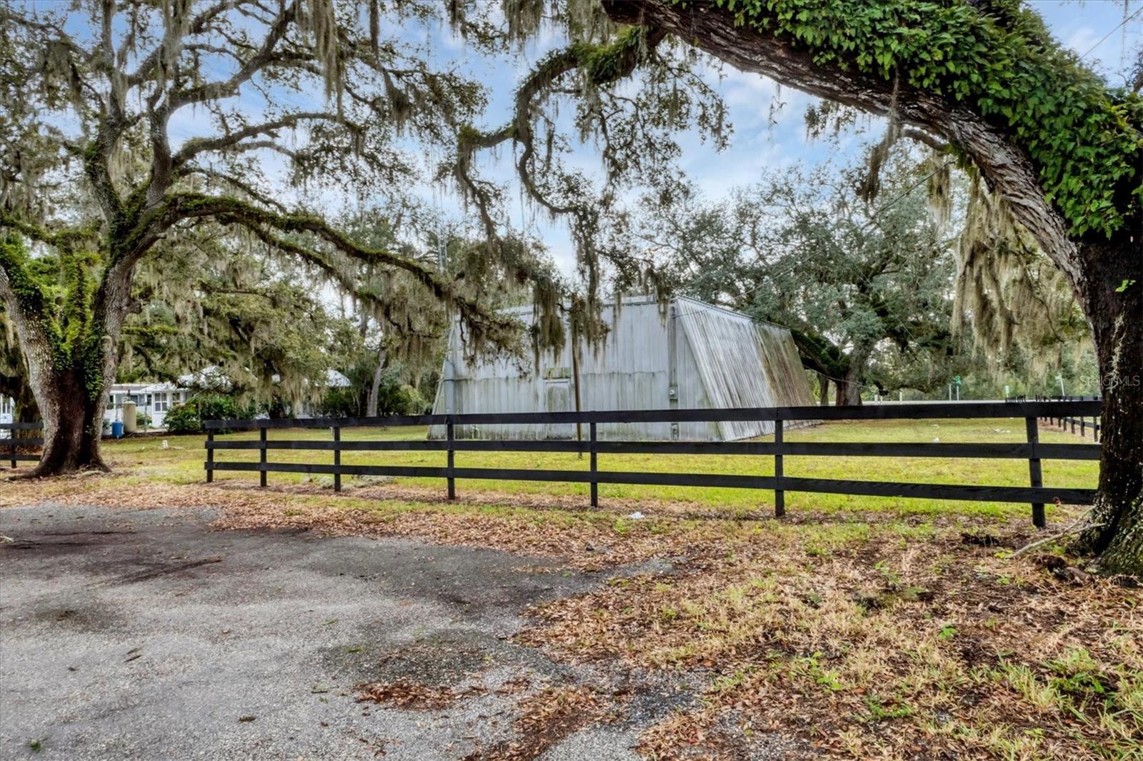 MYAKKA CITY - Commercial Sale