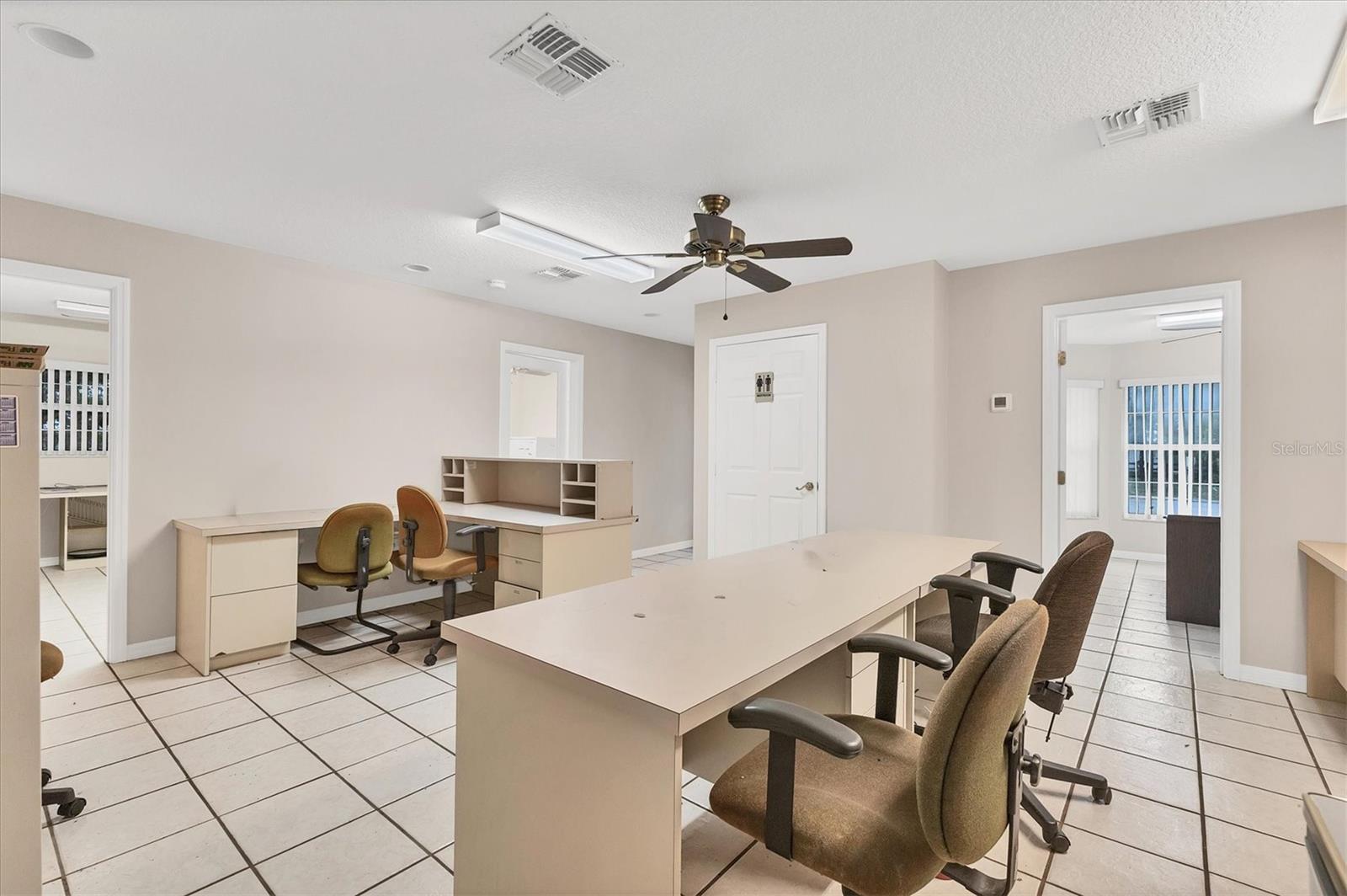 MYAKKA CITY - Commercial Sale