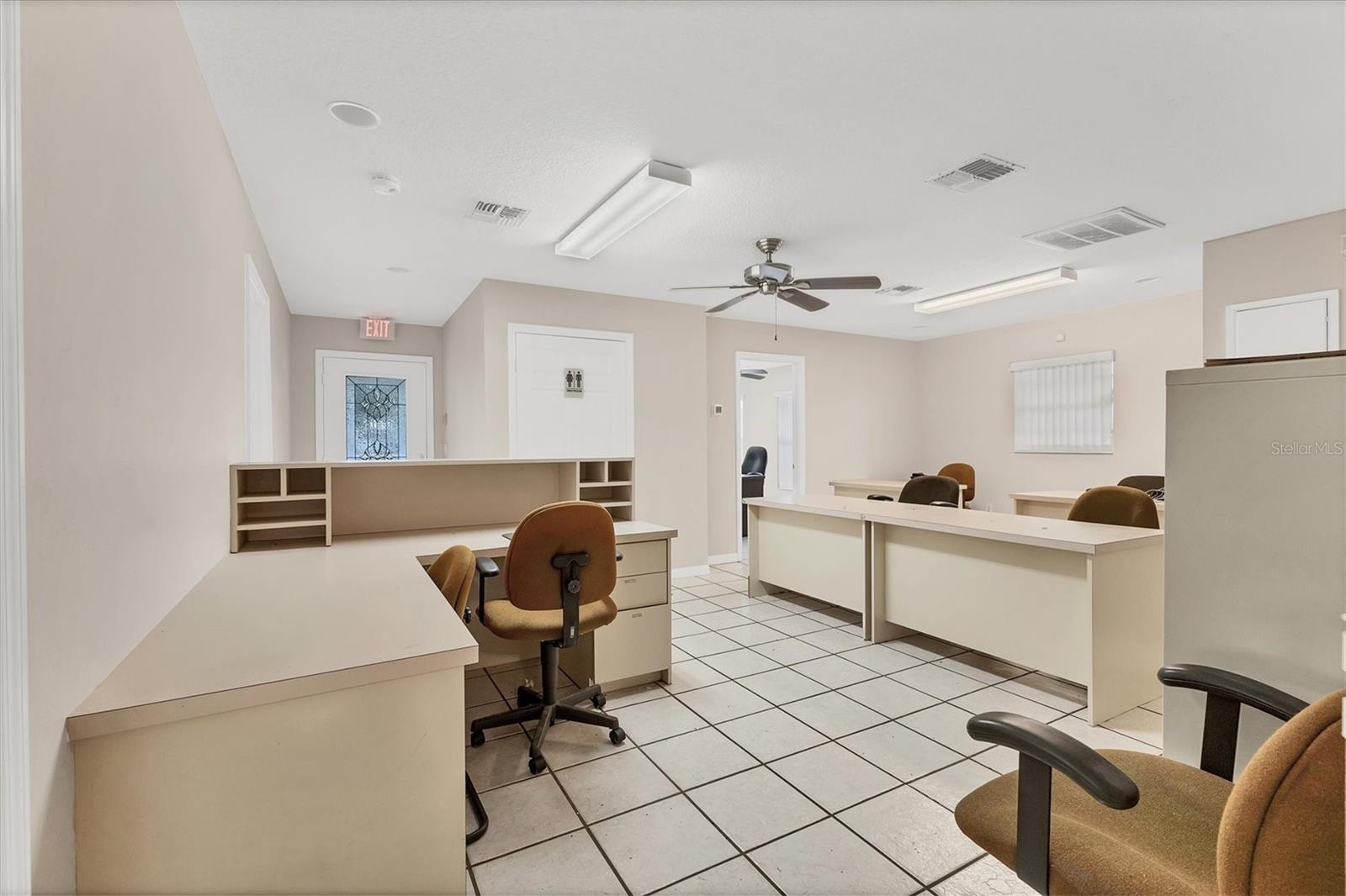 MYAKKA CITY - Commercial Sale