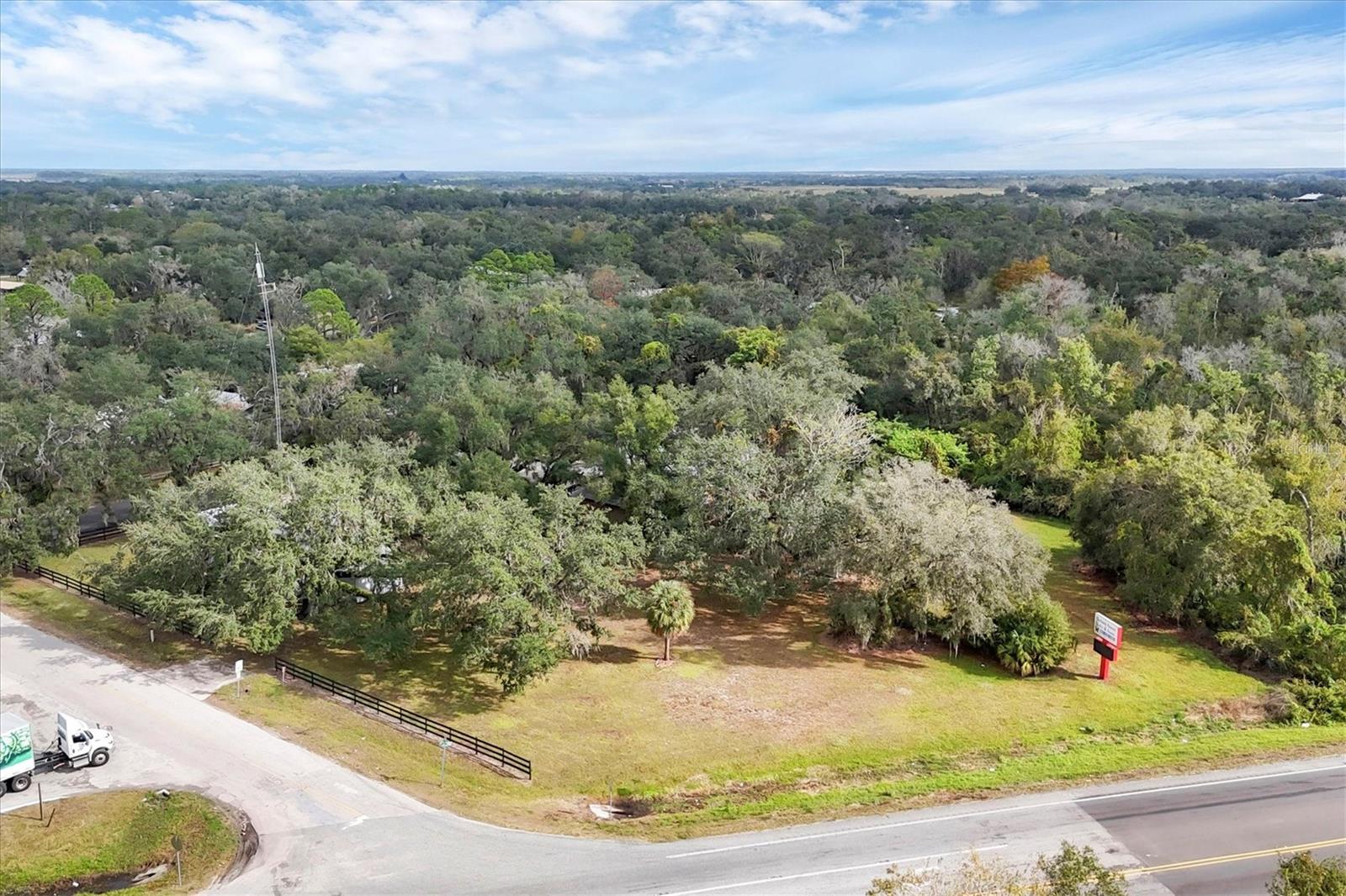 MYAKKA CITY - Commercial Sale