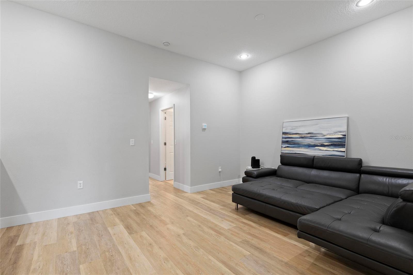 HIDDEN RIDGE TWNHMS - Residential