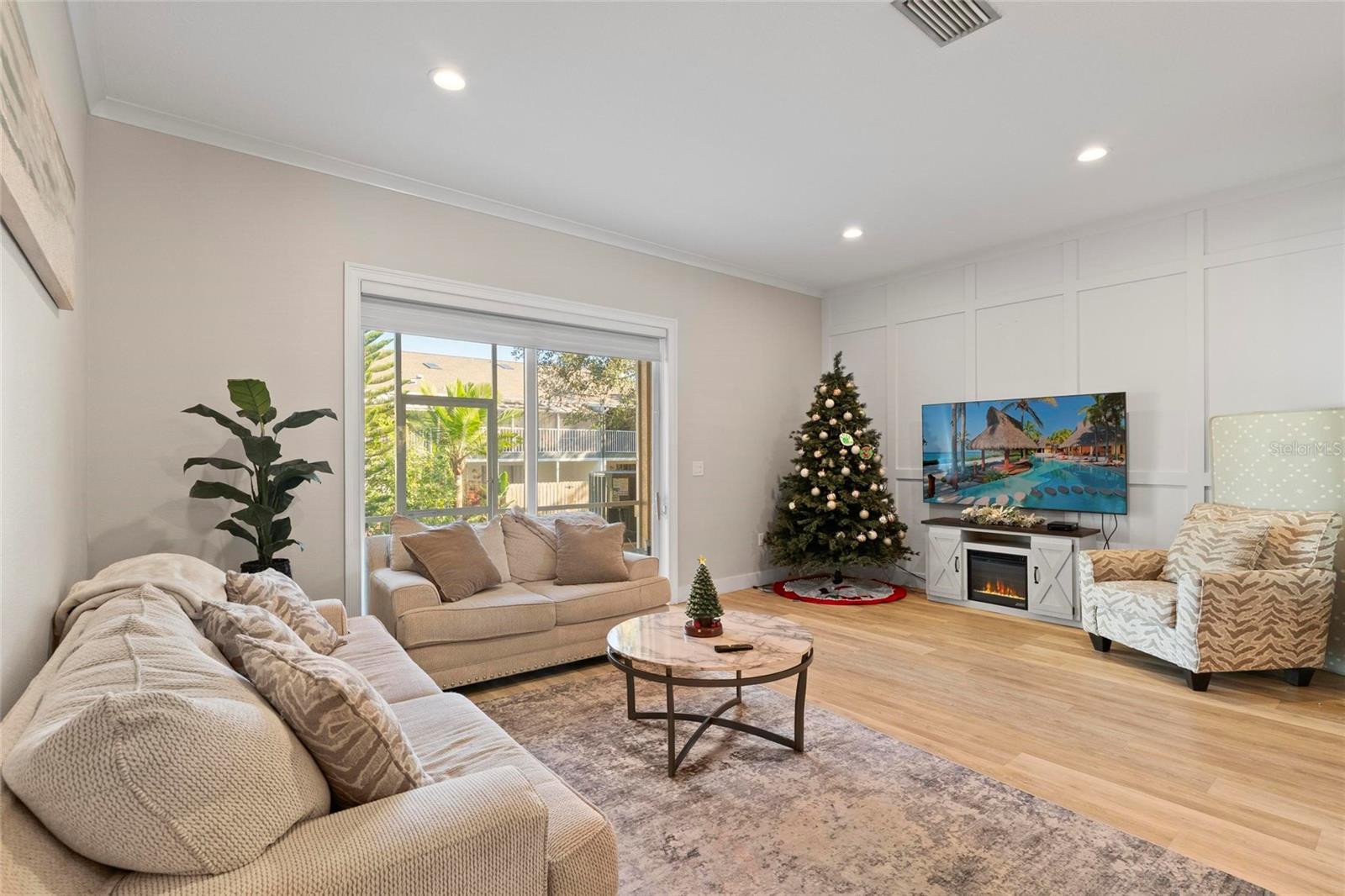 HIDDEN RIDGE TWNHMS - Residential