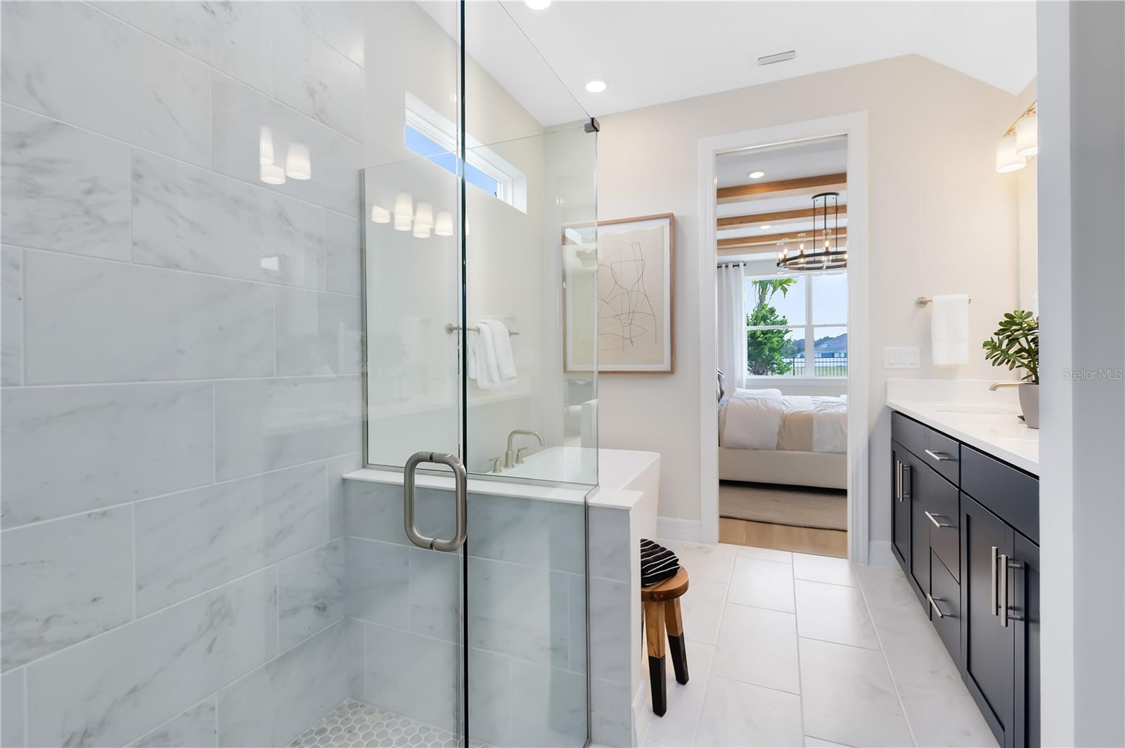 BRIDGEWALK - Residential