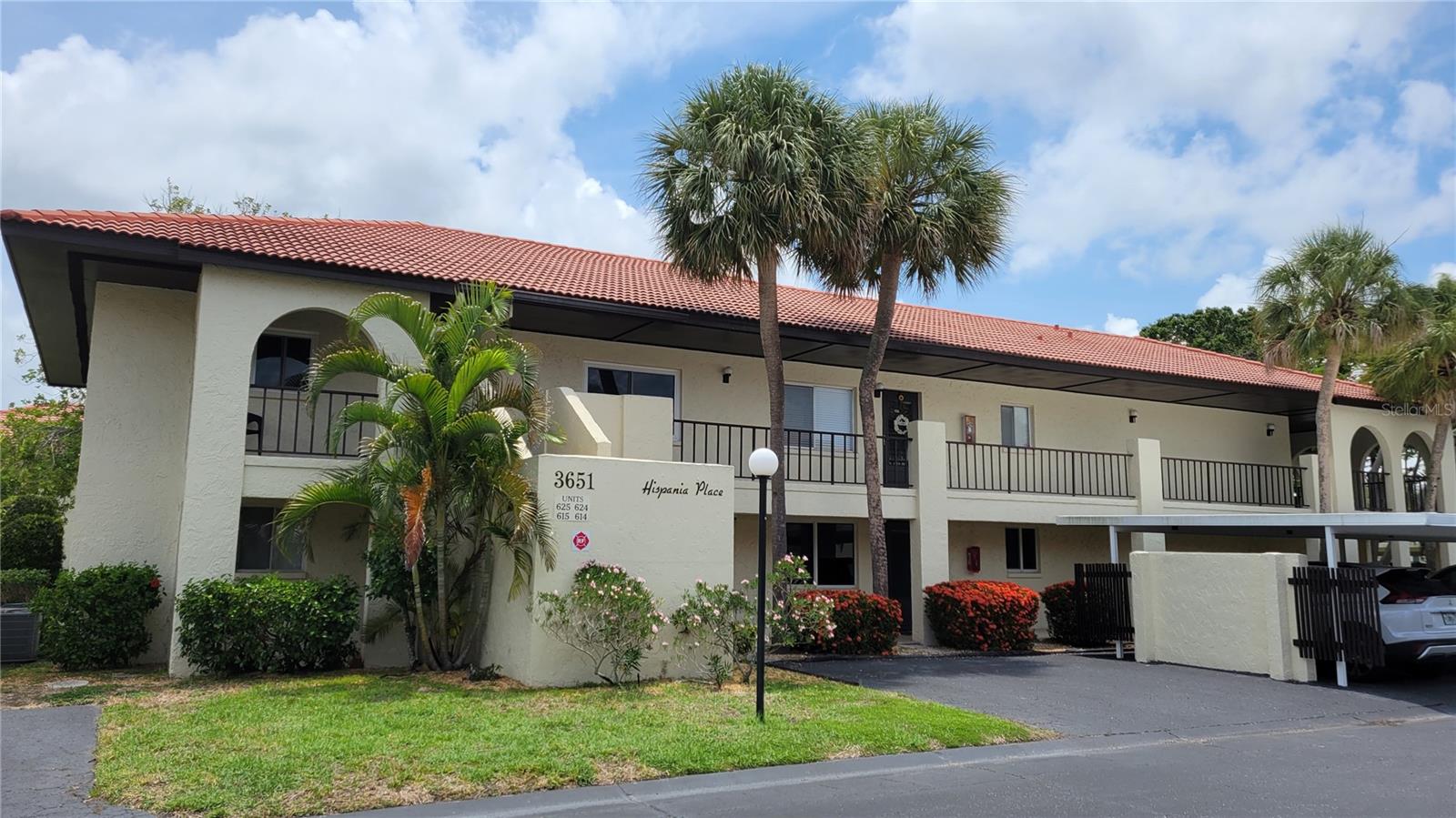 VILLAGE PLAZA SEC 3 - Residential Lease