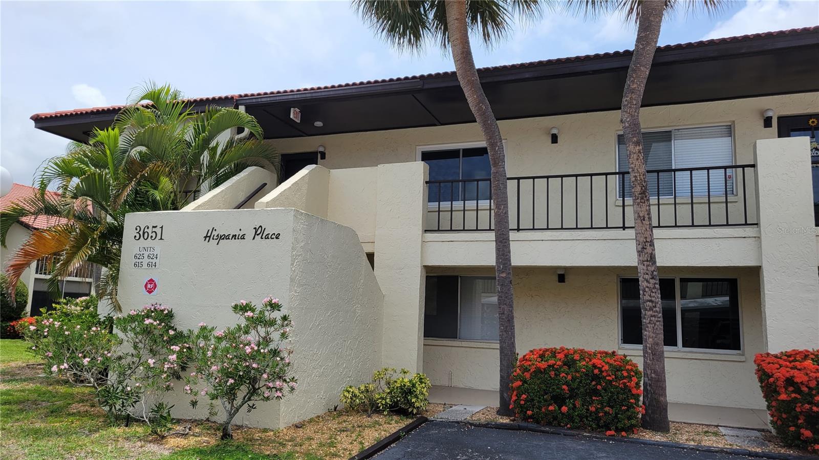 VILLAGE PLAZA SEC 3 - Residential Lease