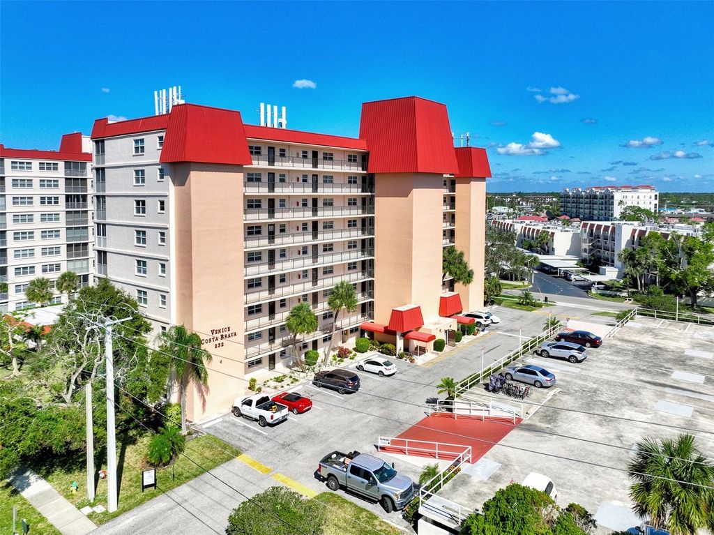 Photo of 232 Saint Augustine Avenue #505, Venice, FL 34285 (MLS # N6138894)