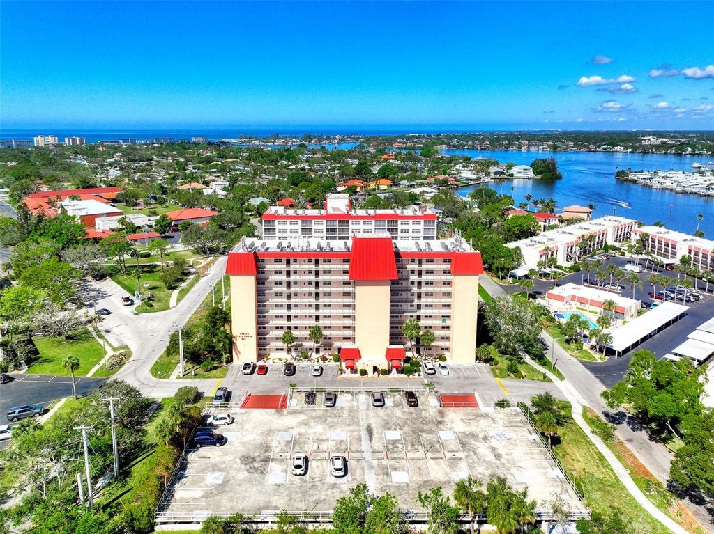 Photo of 232 Saint Augustine Avenue #505, Venice, FL 34285 (MLS # N6138894)