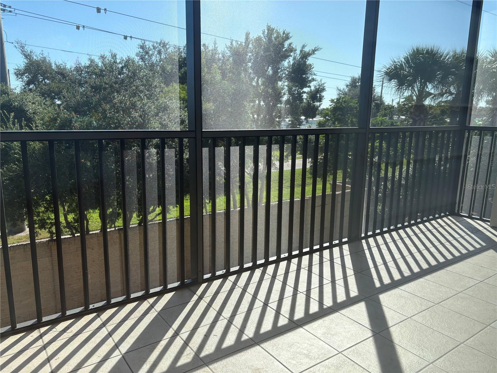 PALMA SOLA TRACE - Residential