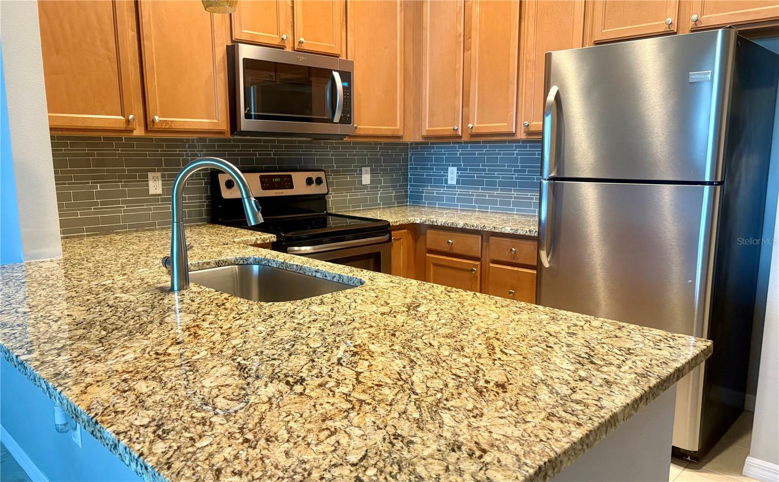 PALMA SOLA TRACE - Residential