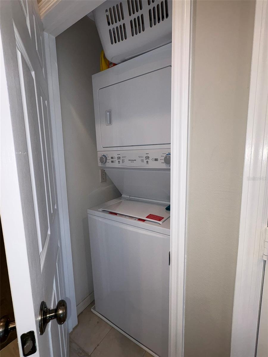 PALMA SOLA TRACE - Residential