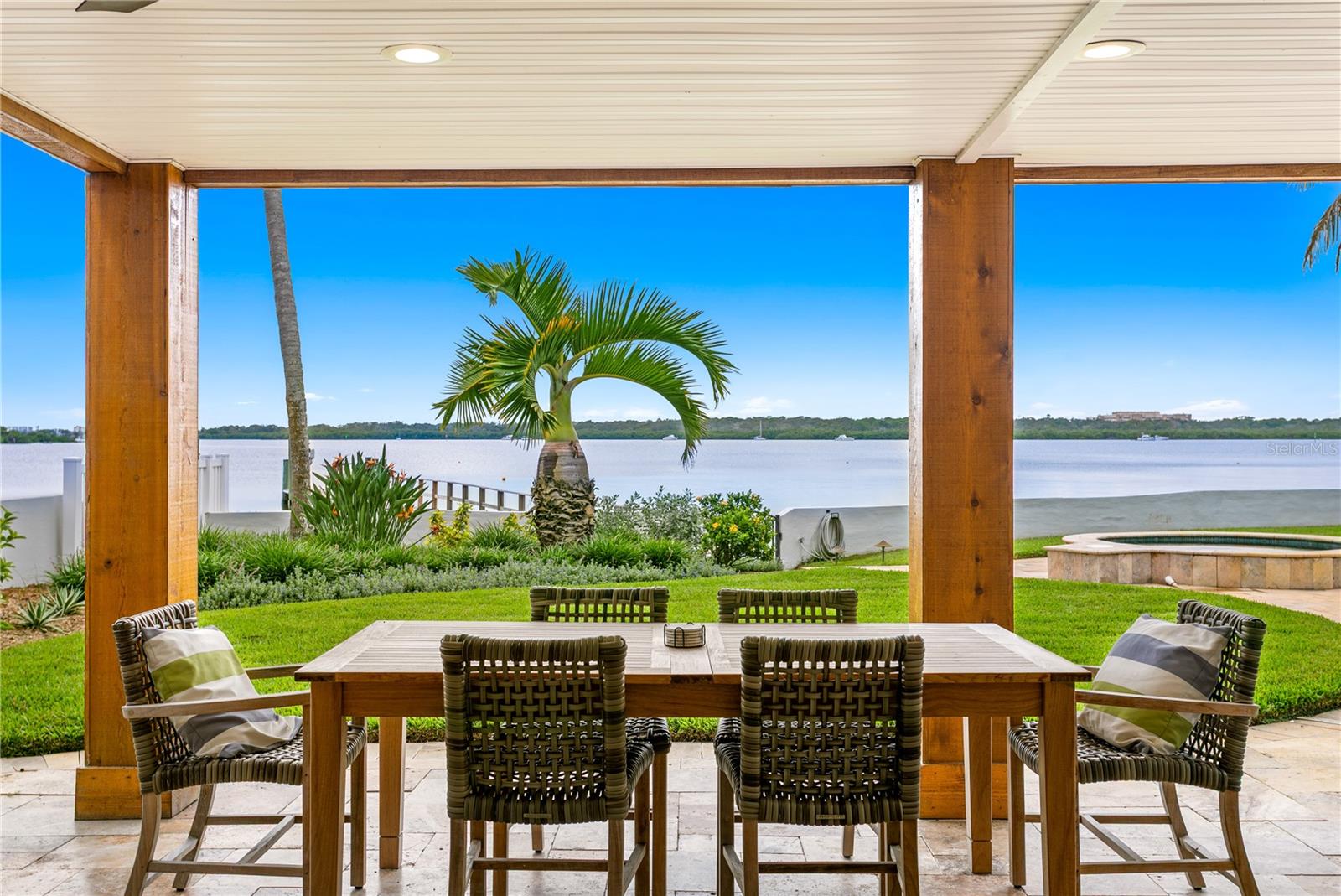 COLONIAL LANE JUNGLE ADD PT REP - Residential