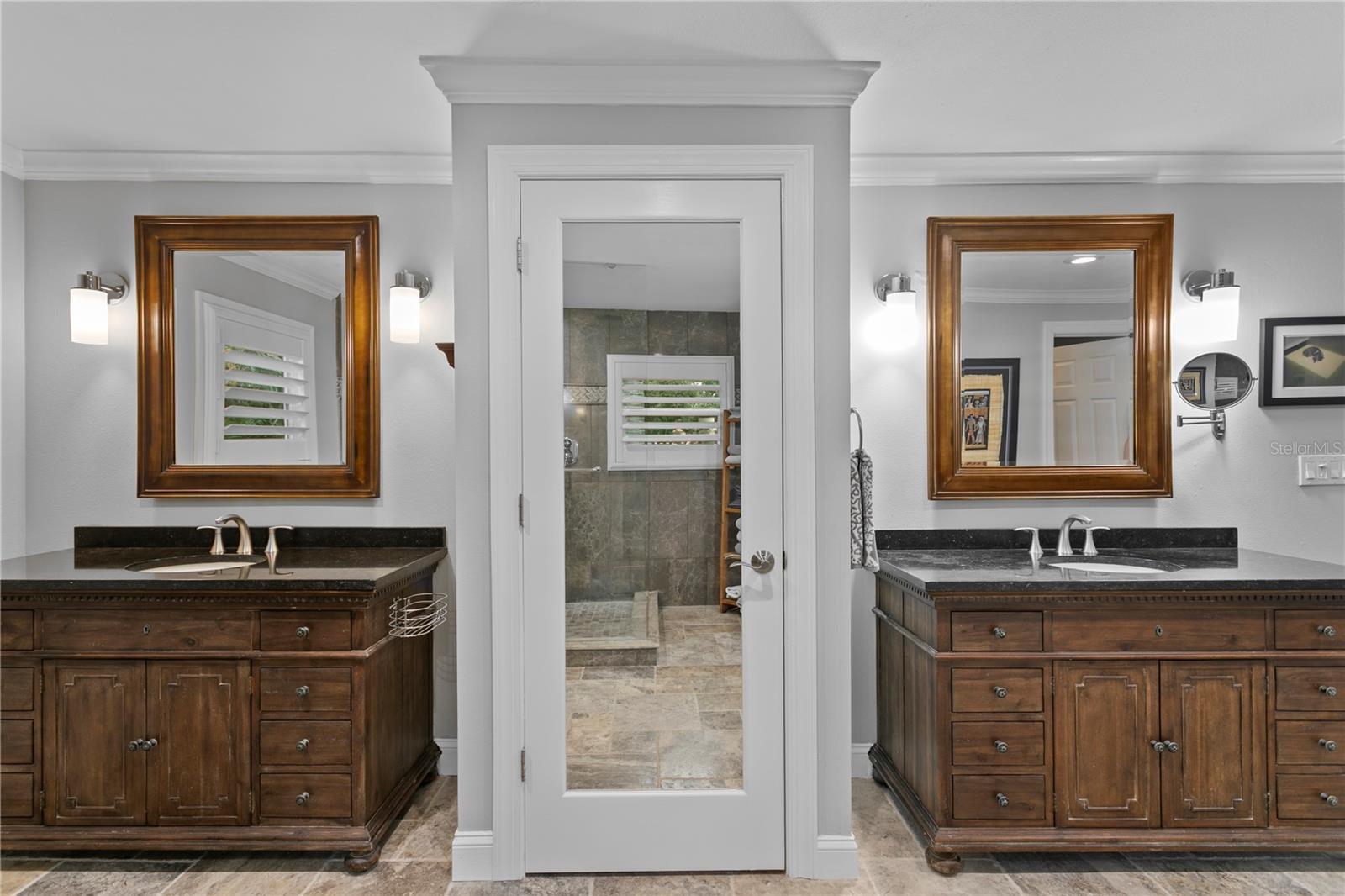 COLONIAL LANE JUNGLE ADD PT REP - Residential