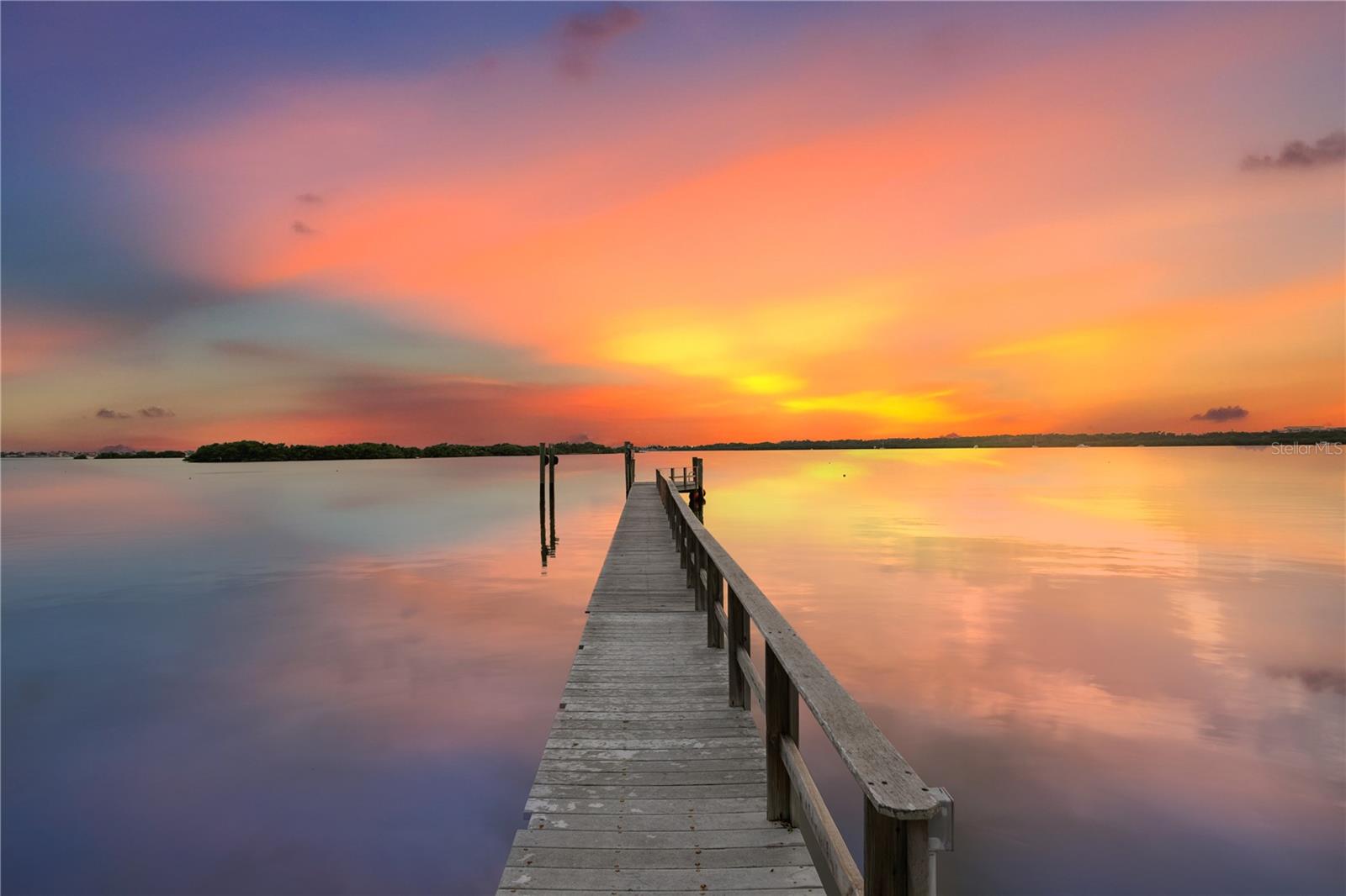 COLONIAL LANE JUNGLE ADD PT REP - Residential