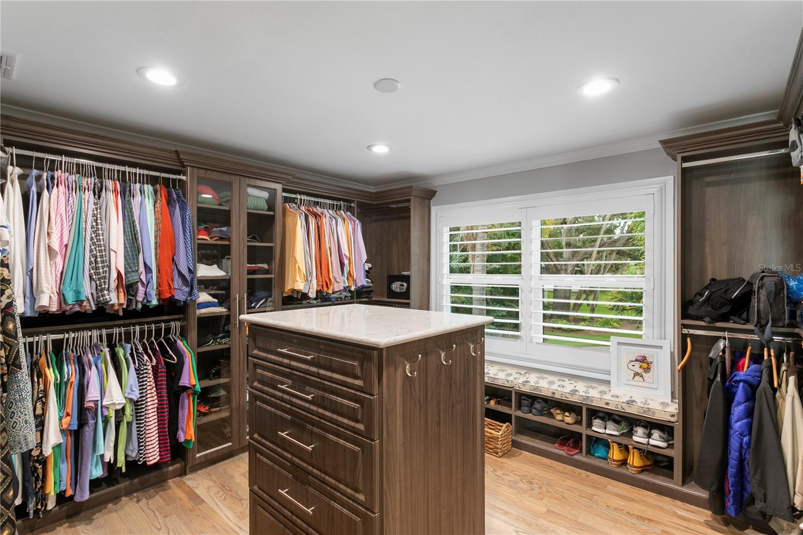 COLONIAL LANE JUNGLE ADD PT REP - Residential