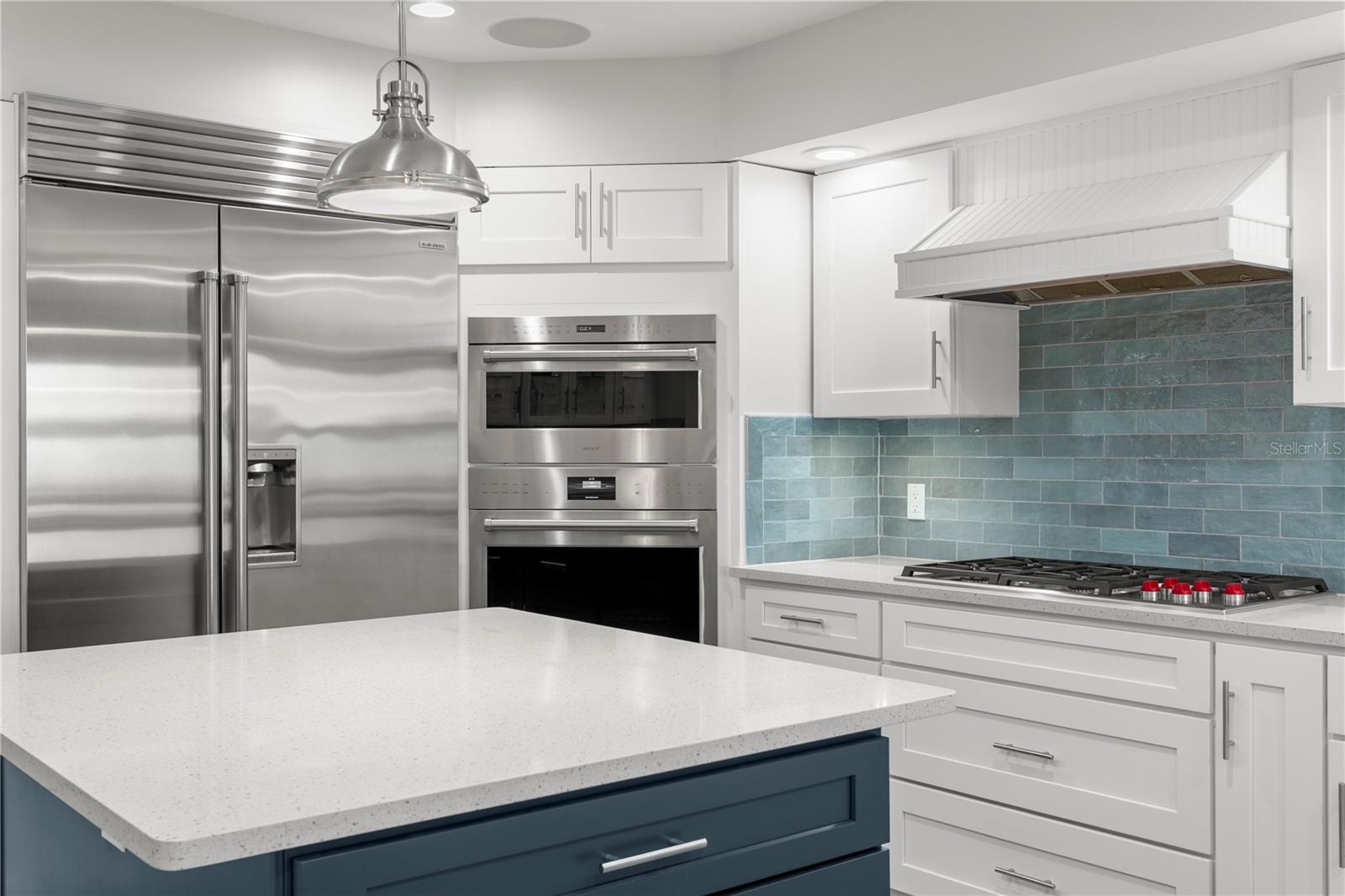 COLONIAL LANE JUNGLE ADD PT REP - Residential