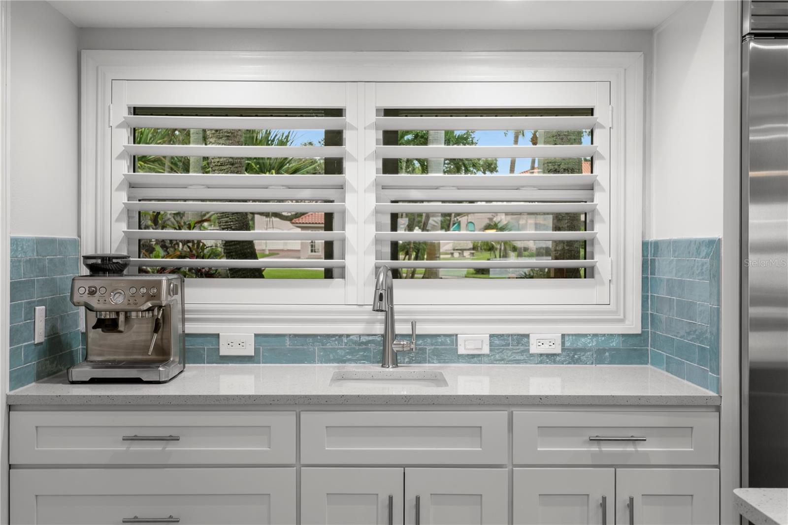 COLONIAL LANE JUNGLE ADD PT REP - Residential