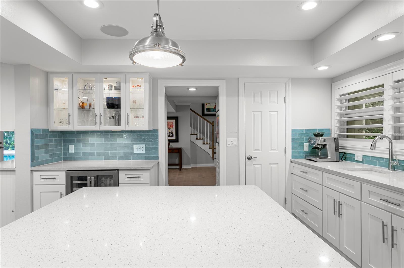 COLONIAL LANE JUNGLE ADD PT REP - Residential