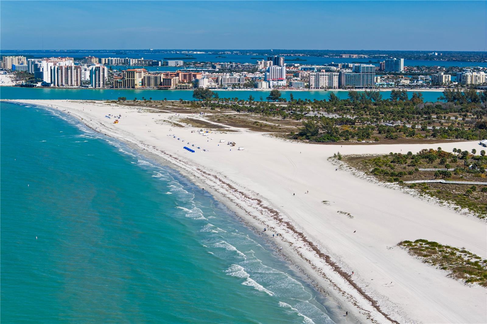 LIGHTHOUSE TOWERS CONDO - Residential