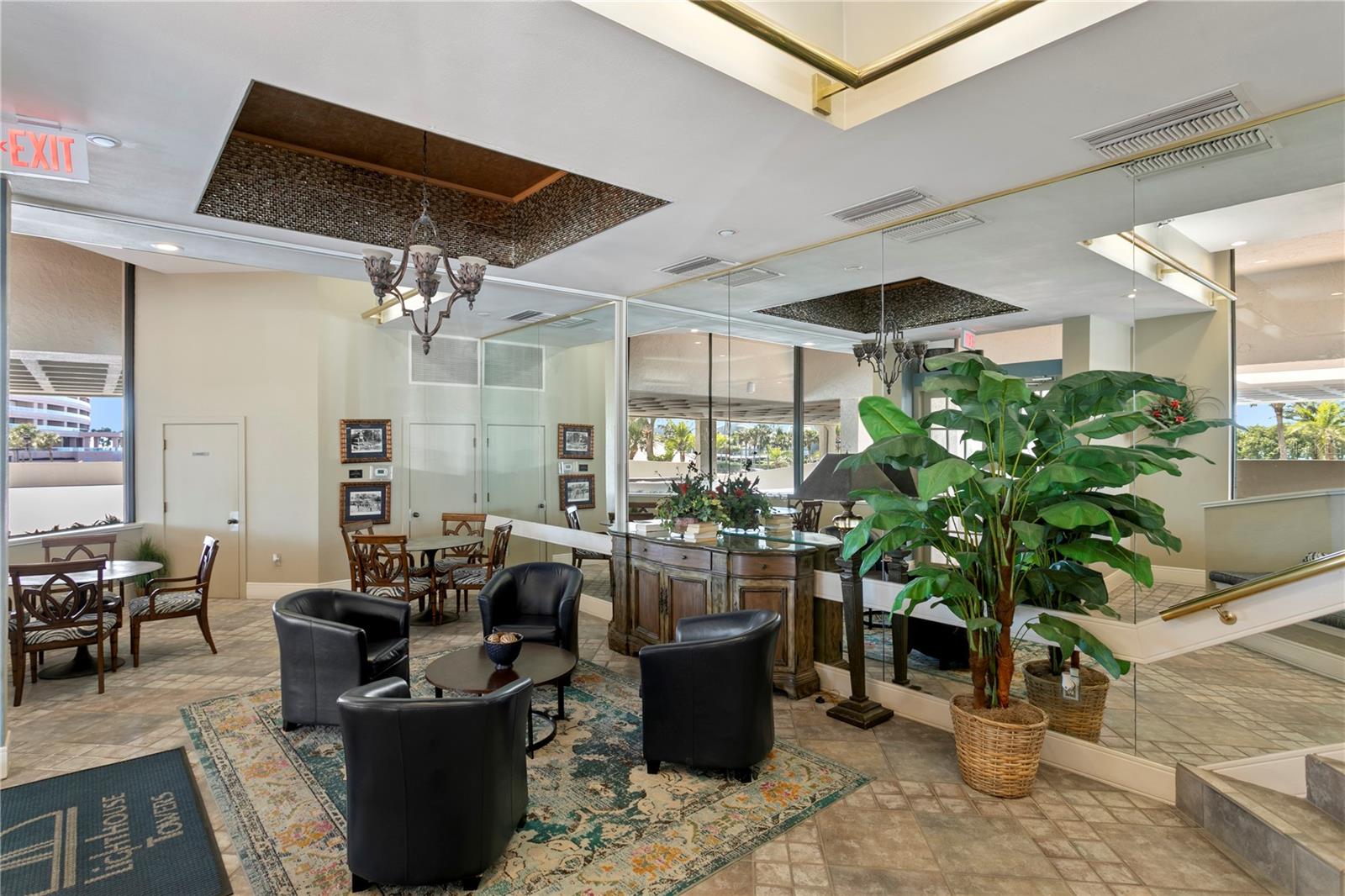 LIGHTHOUSE TOWERS CONDO - Residential