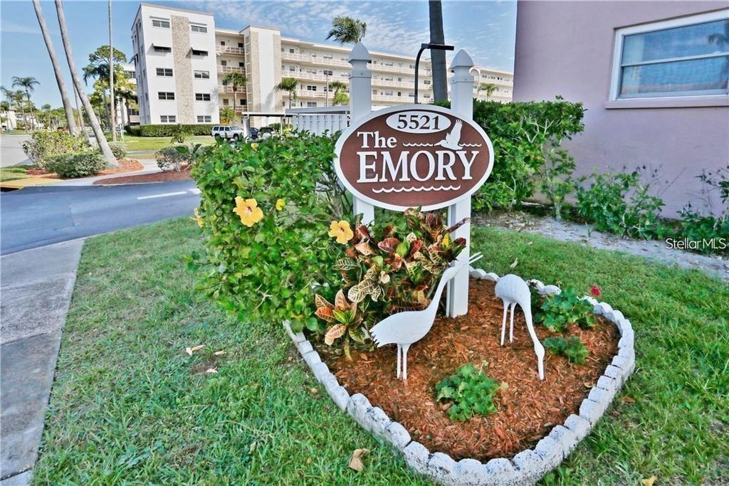 Photo of 5521 80th Street N #516, St Petersburg, FL 33709 (MLS # TB8505313)