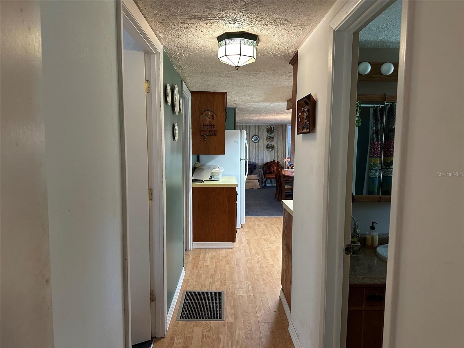 HOLIDAY ACRES - Residential