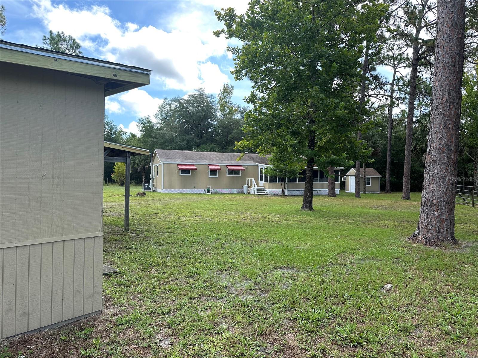 HOLIDAY ACRES - Residential