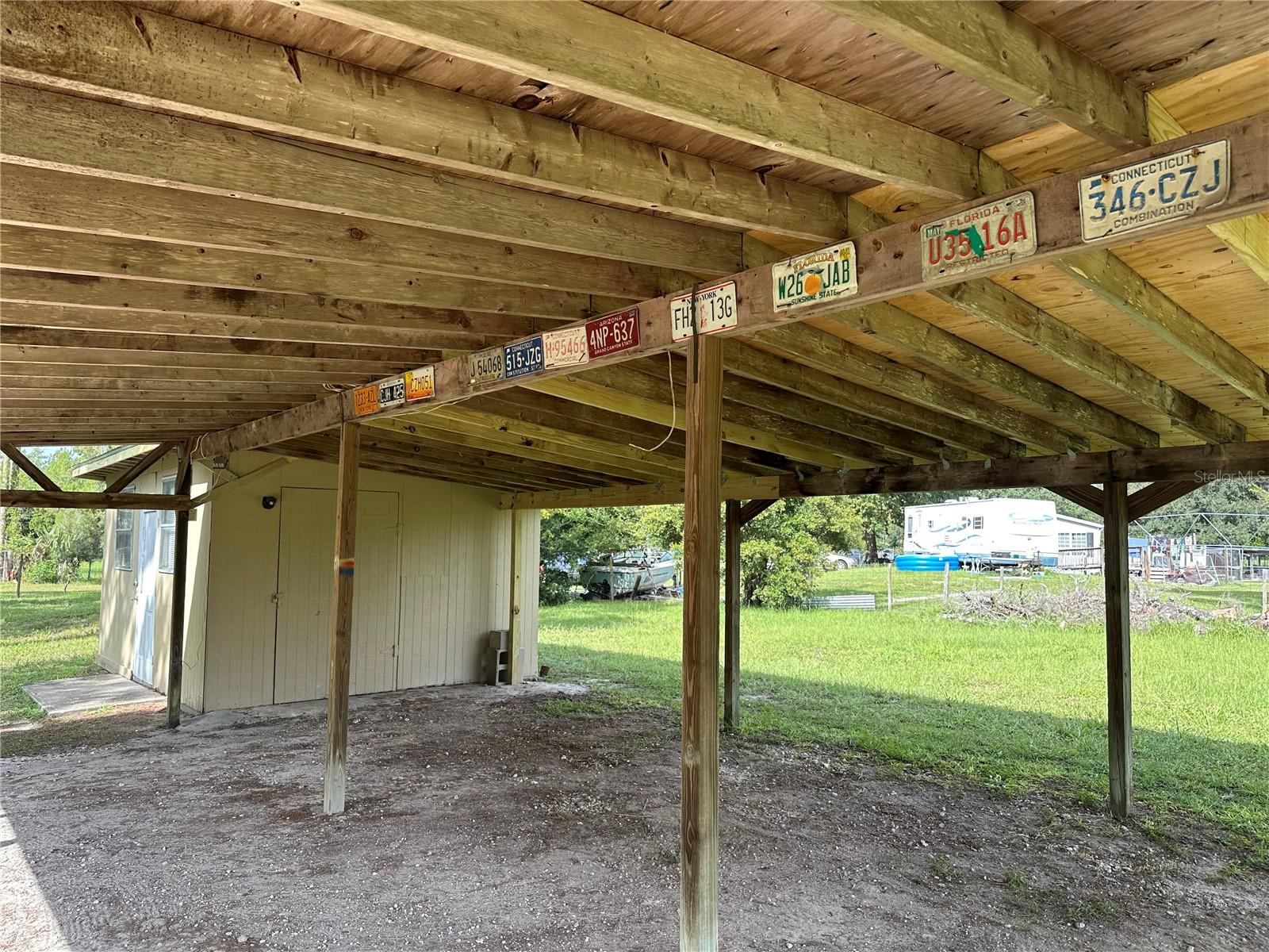 HOLIDAY ACRES - Residential