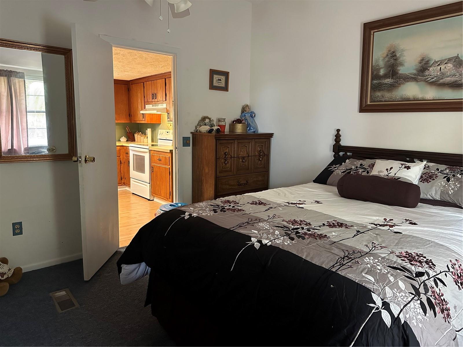 HOLIDAY ACRES - Residential