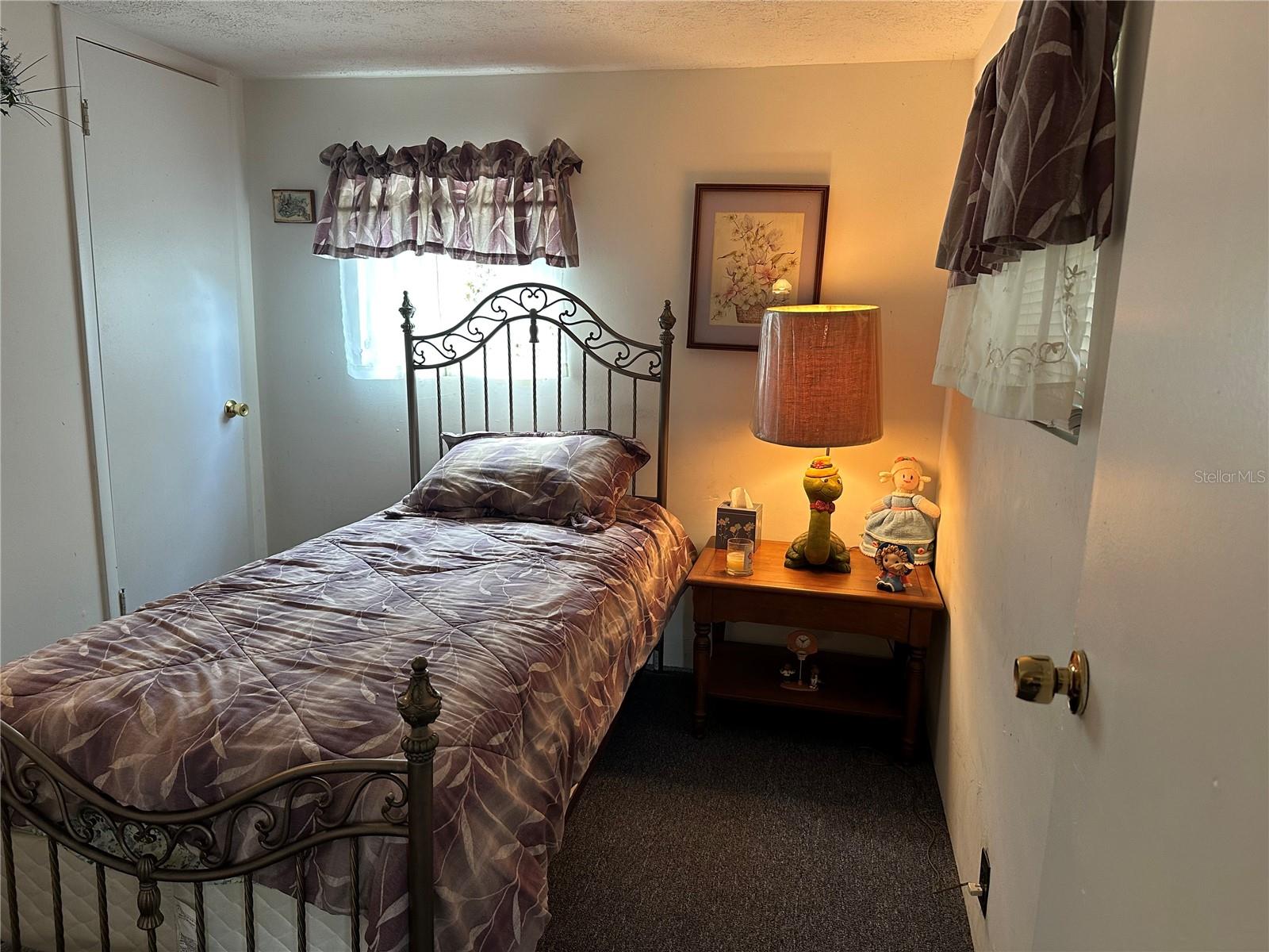 HOLIDAY ACRES - Residential