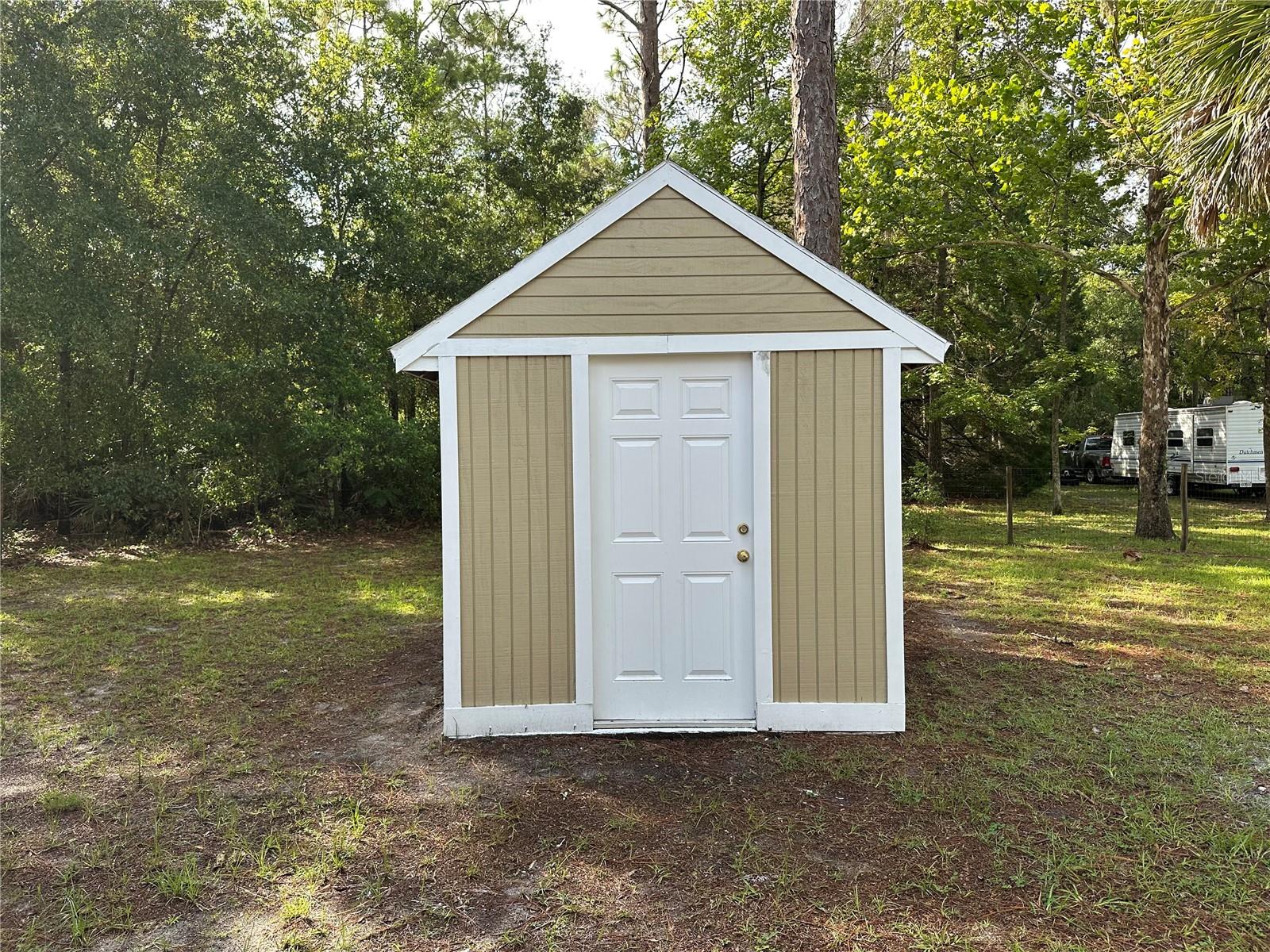 HOLIDAY ACRES - Residential