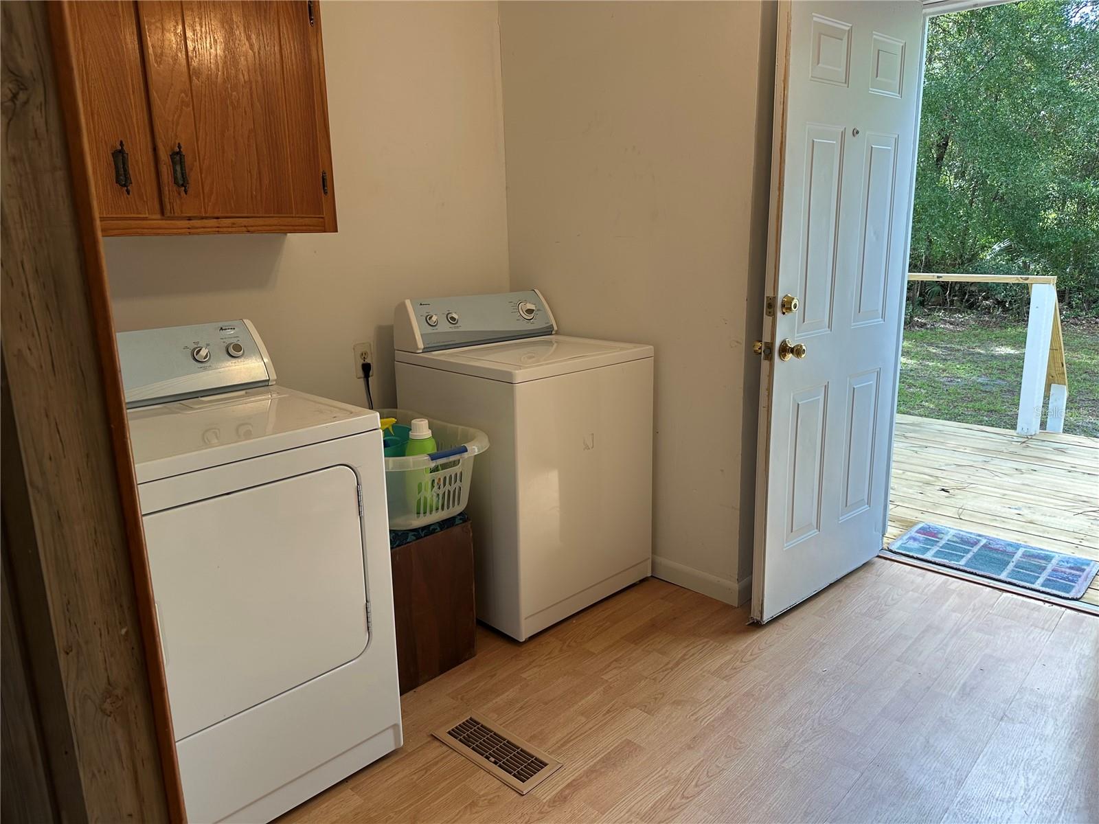 HOLIDAY ACRES - Residential