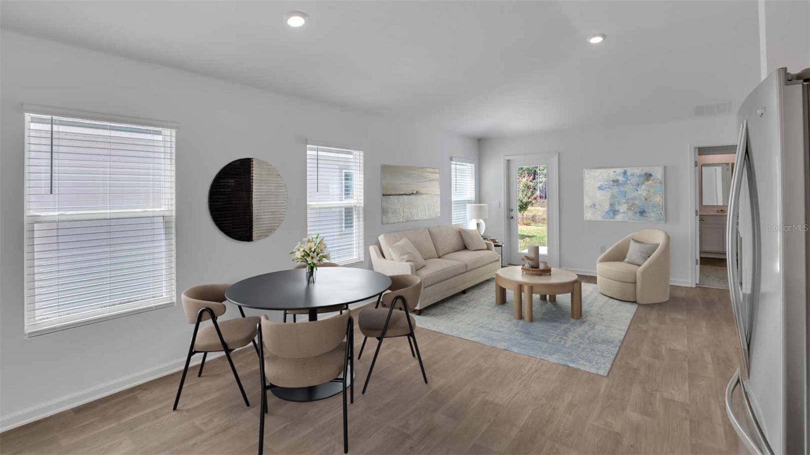 18 PRATTWOOD LANE