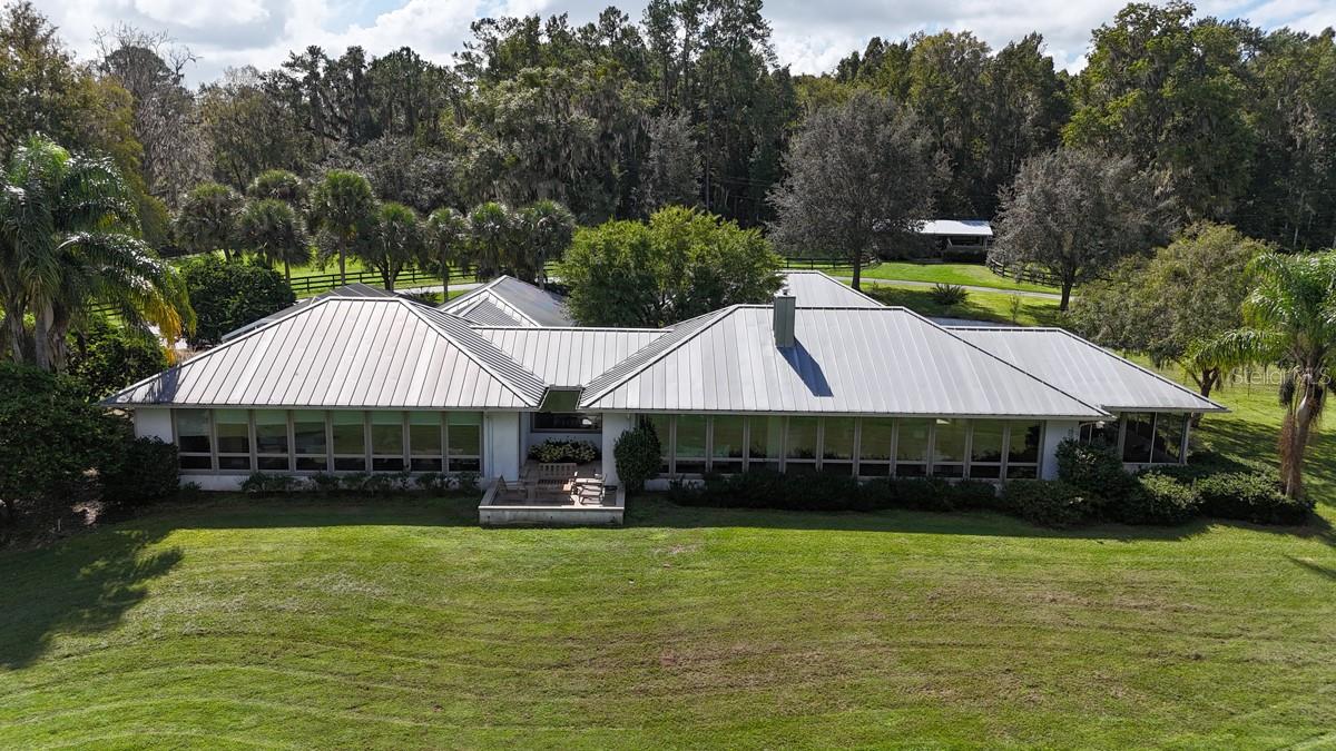 ACREAGE NON-SUBDIVISION - Residential