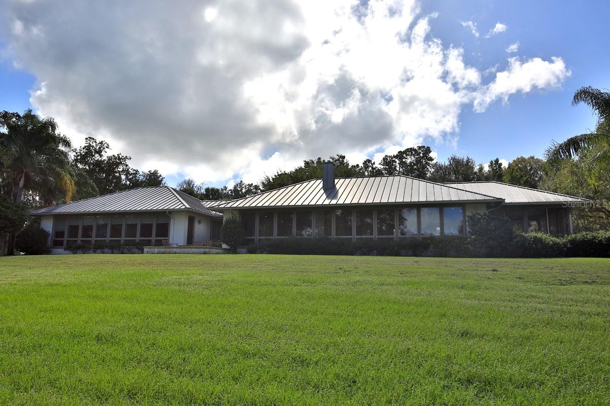ACREAGE NON-SUBDIVISION - Residential