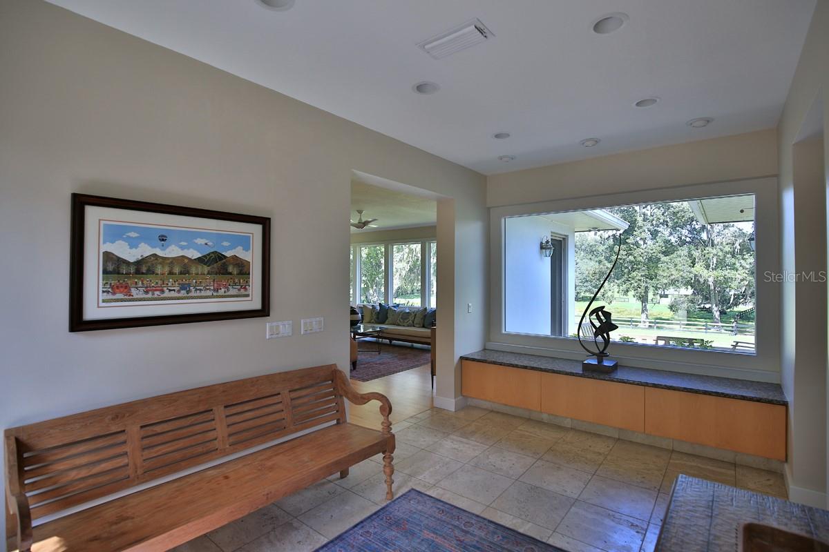 ACREAGE NON-SUBDIVISION - Residential