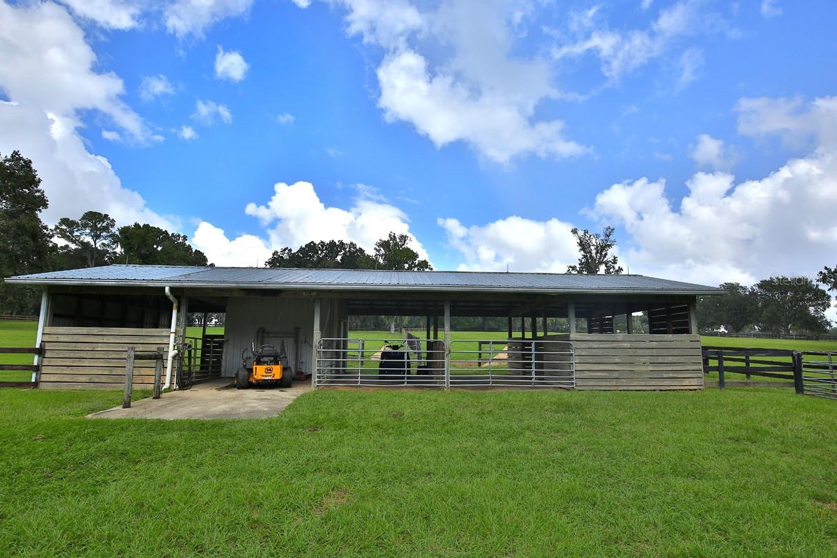 ACREAGE NON-SUBDIVISION - Residential