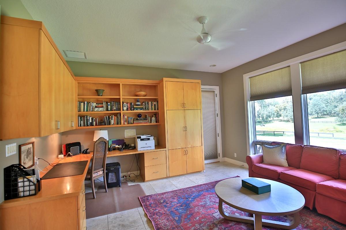 ACREAGE NON-SUBDIVISION - Residential