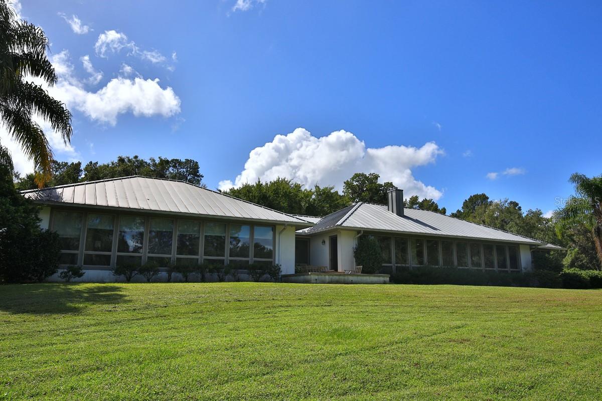 ACREAGE NON-SUBDIVISION - Residential