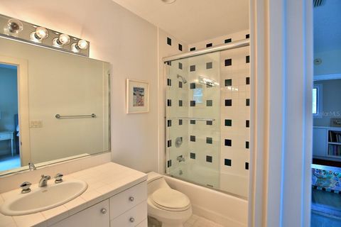 Tiny photo for 1212 SW 80th Street, Ocala, FL 34476 (MLS # OM711296)