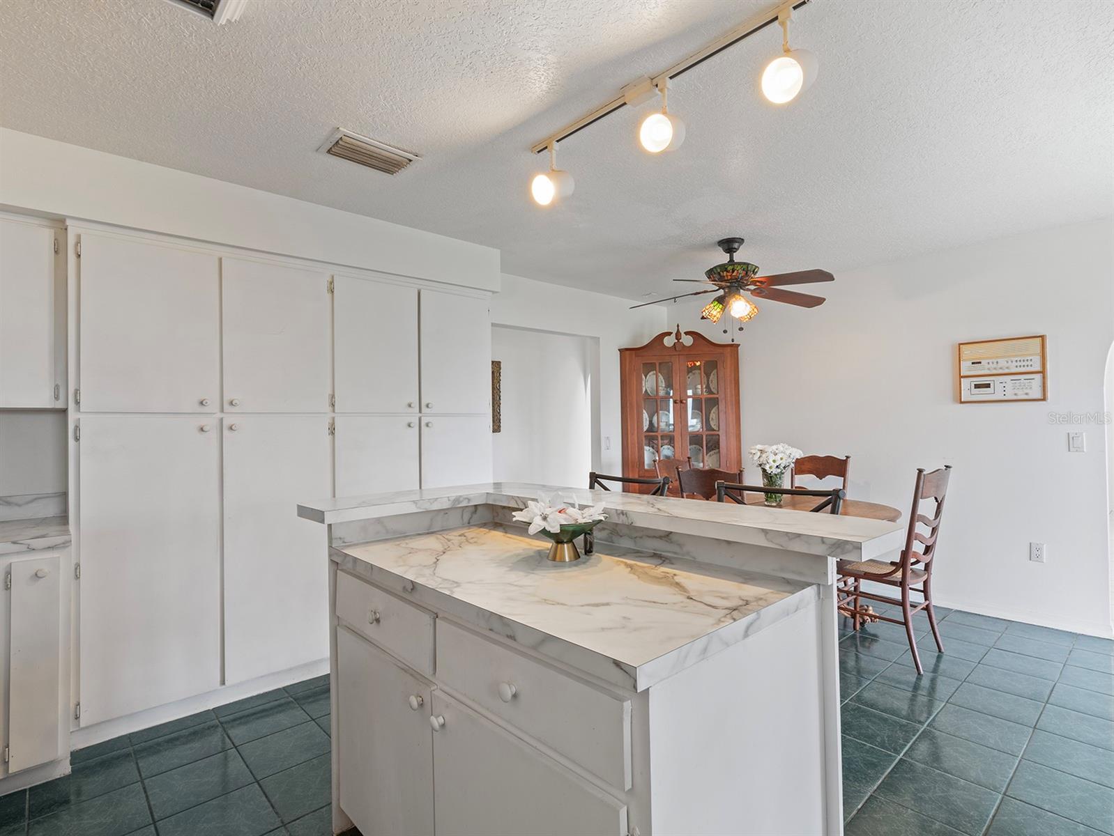 TINDALL ESTATES - Residential