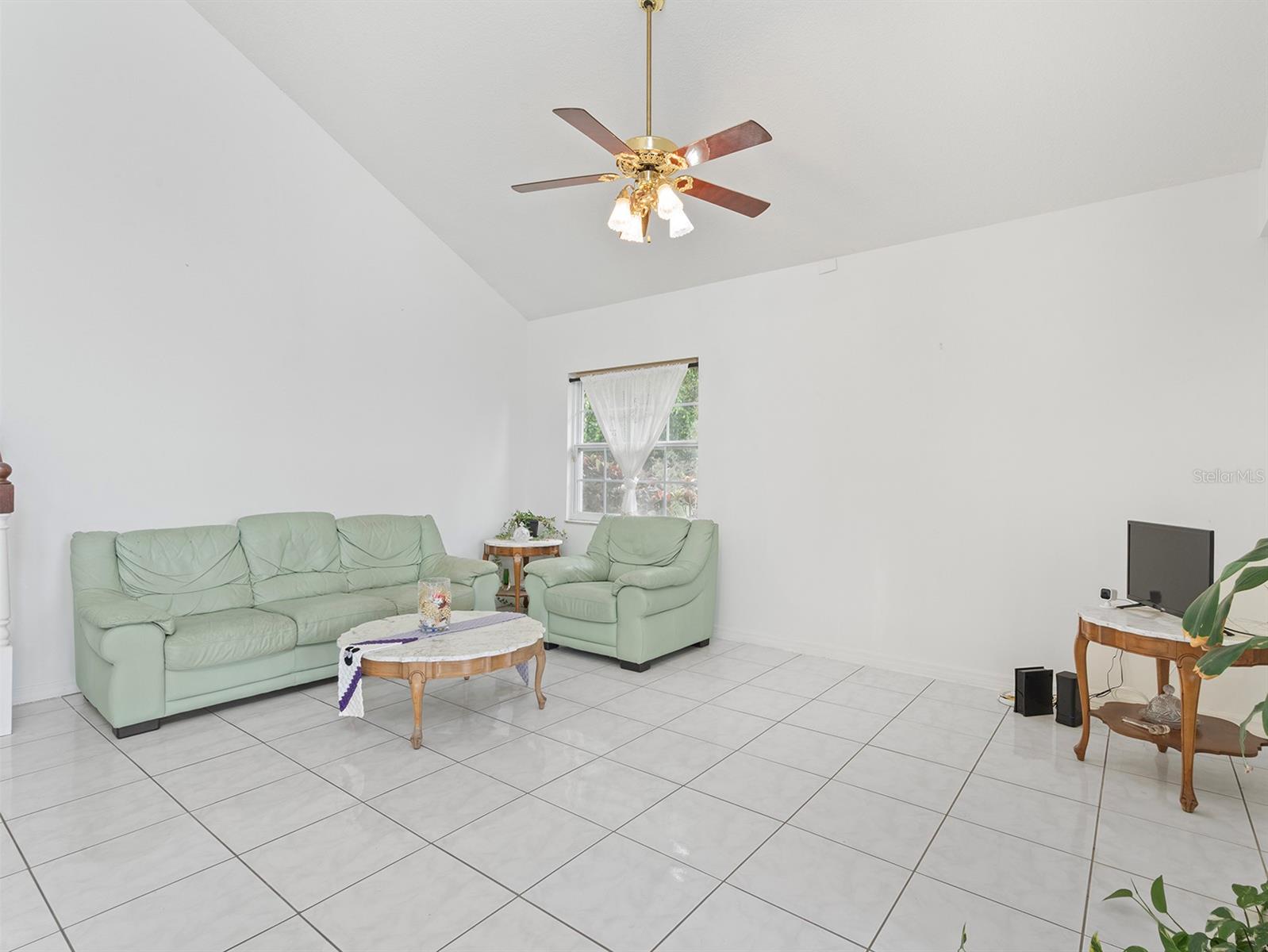 TINDALL ESTATES - Residential