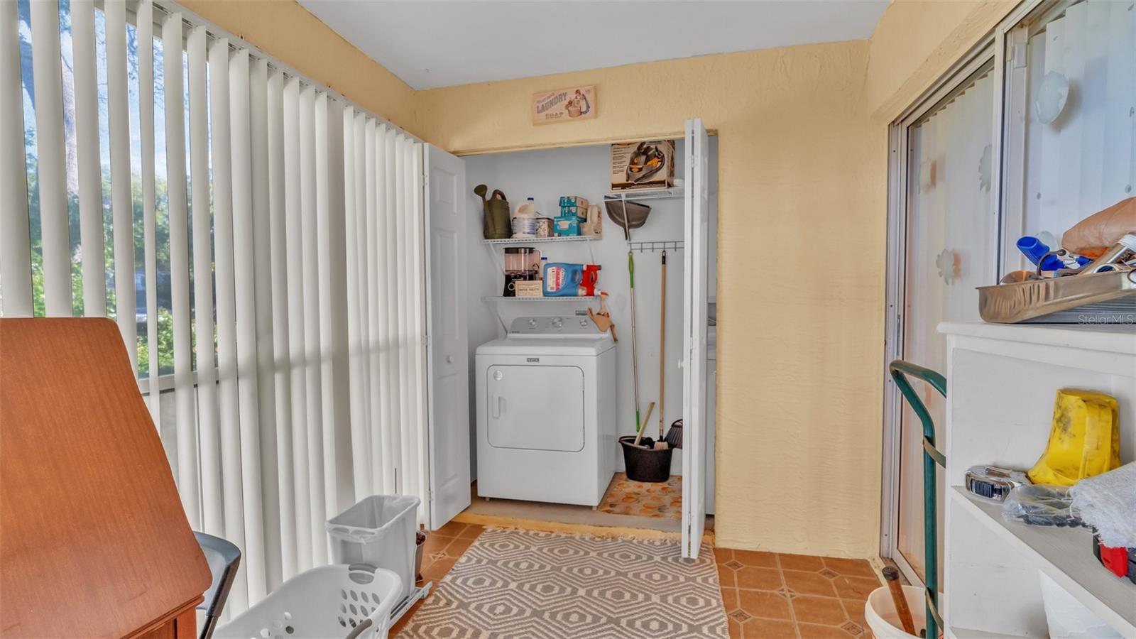 THE HILLSIDE - Residential