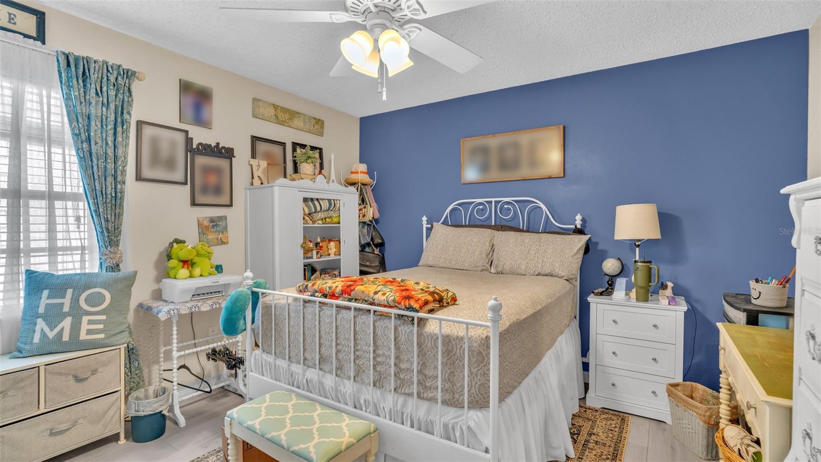 THE HILLSIDE - Residential