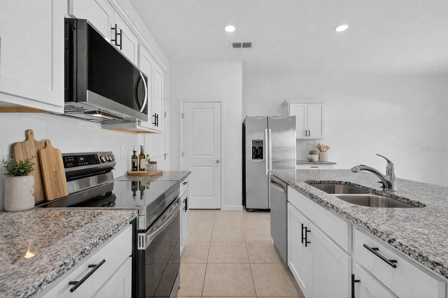 VILLAGES/MINNEOLA HILLS PH 2B - Residential